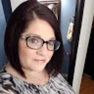 Meet your Posher, Lacey